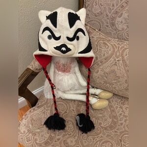 Wisconsin Badger Knit Hat‎